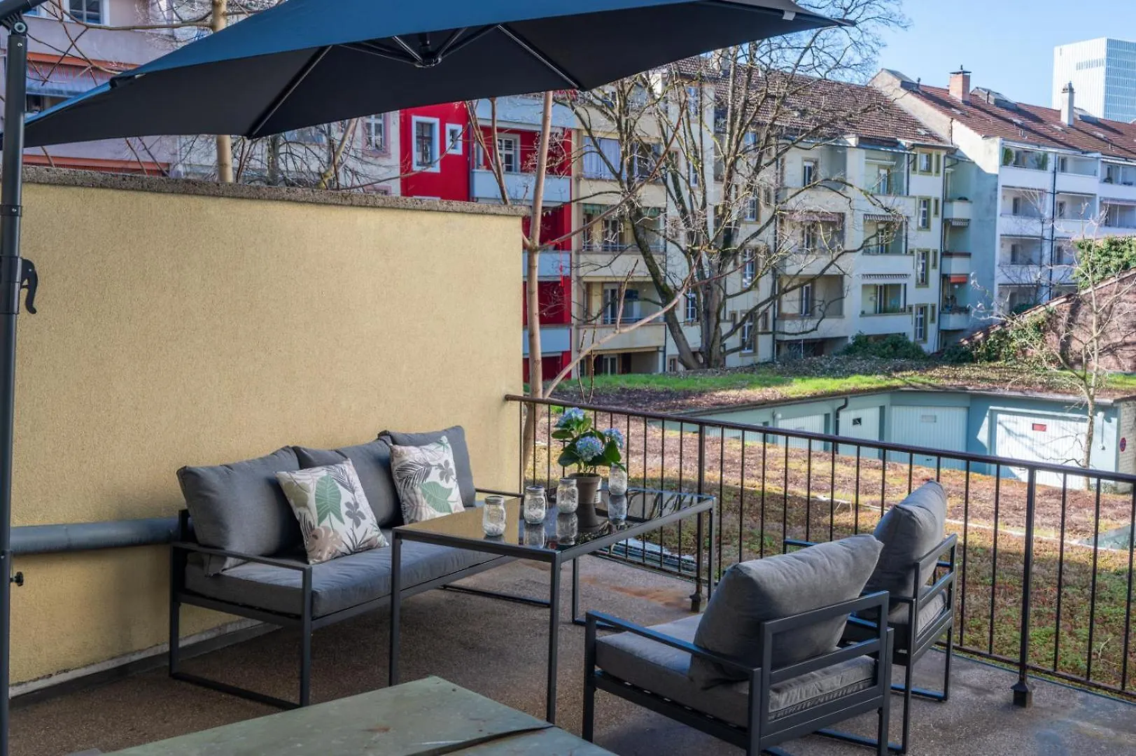 Special Roger F Rabbit 1 Apartment, Roche Towers, 10-Star Basilea 0*,  Svizzera
